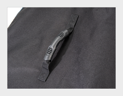 De originele hoes van Broil King is zeer degelijk van constructie en pasvorm De originele hoes van Broil King is zeer degelijk van constructie en pasvorm